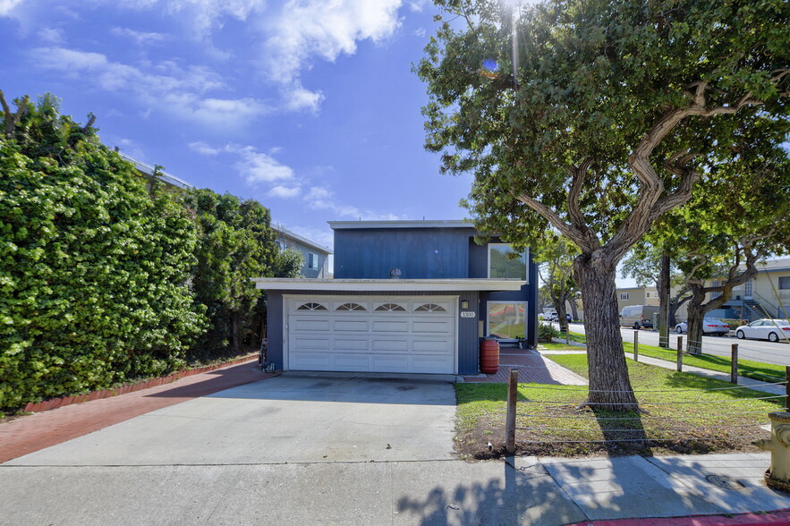 1300 Agate St, Redondo Beach, CA for sale - Building Photo - Image 2 of 8