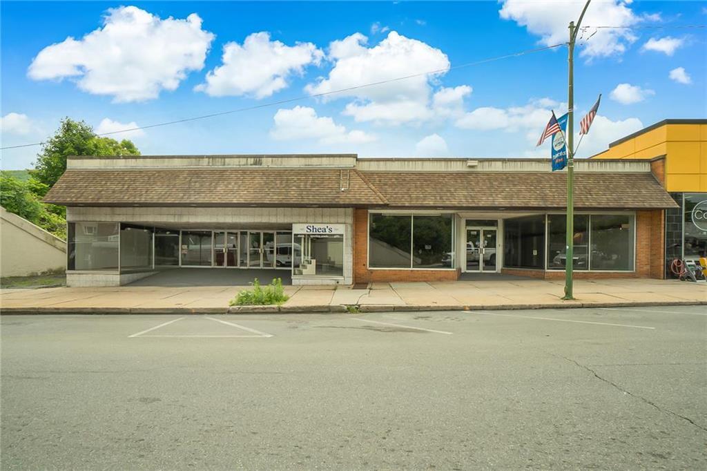 270 Delaware Ave, Palmerton, PA for sale Primary Photo- Image 1 of 1