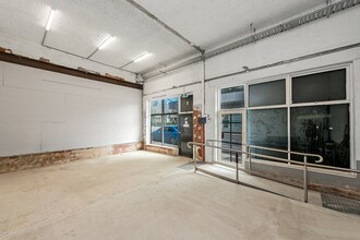 52 Young Street, Frankston for lease Interior Photo- Image 1 of 13