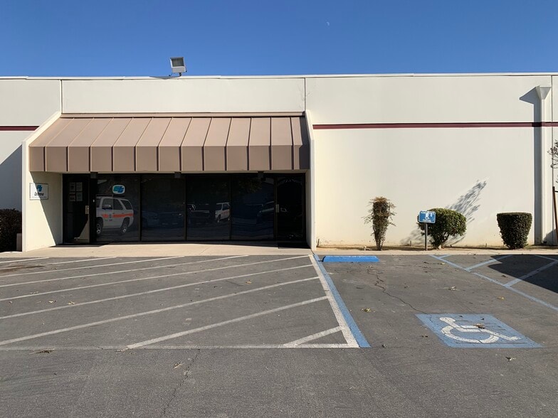 1824 Norris Rd, Bakersfield, CA for lease - Building Photo - Image 1 of 1