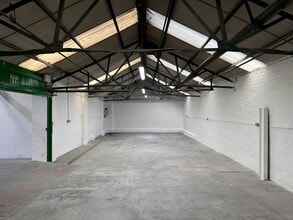 Mill St E, Dewsbury for lease Building Photo- Image 1 of 5