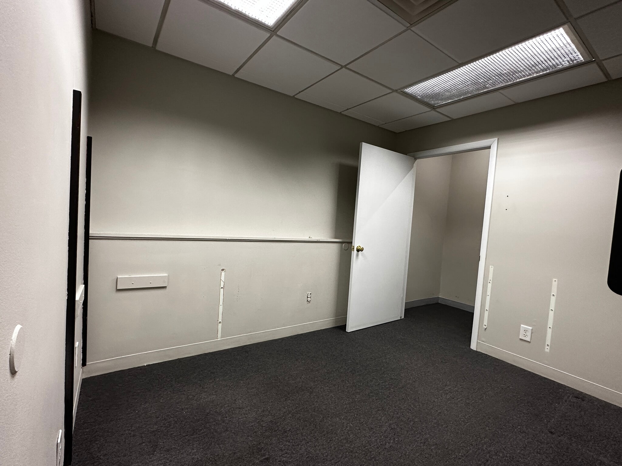 1055 E 2100 S, Salt Lake City, UT 84106 - Office for Lease | LoopNet