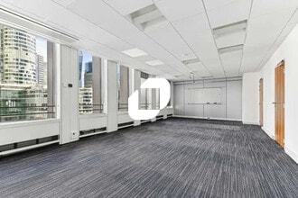 1 Place De La Pyramide, Puteaux for sale Interior Photo- Image 1 of 2