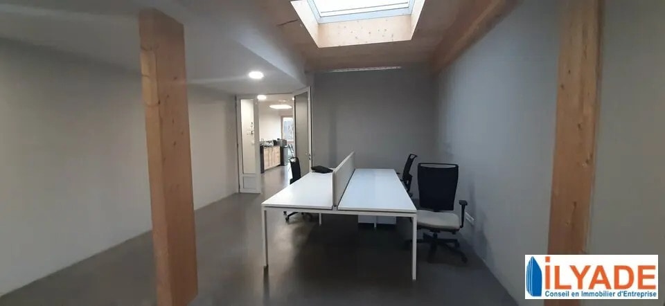 120 Rue Emilien Gautier, Aix-en-Provence for lease - Interior Photo - Image 3 of 6