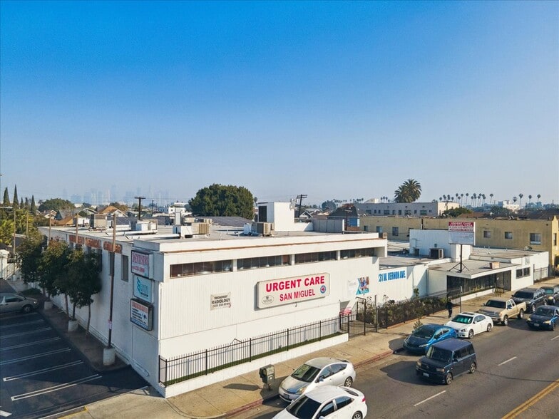 231 W Vernon Ave, Los Angeles, CA for sale - Building Photo - Image 2 of 6