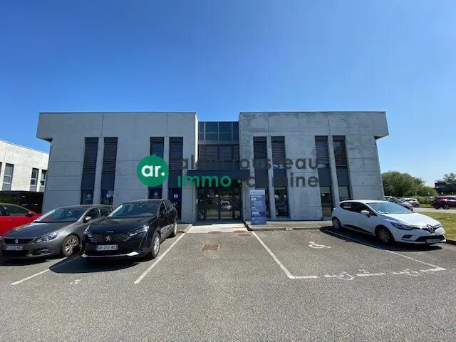 Office in Saint-Herblain for lease - Building Photo - Image 1 of 7