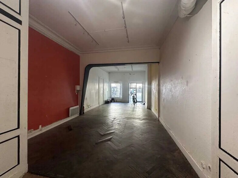Retail in Bordeaux for lease - Interior Photo - Image 3 of 3