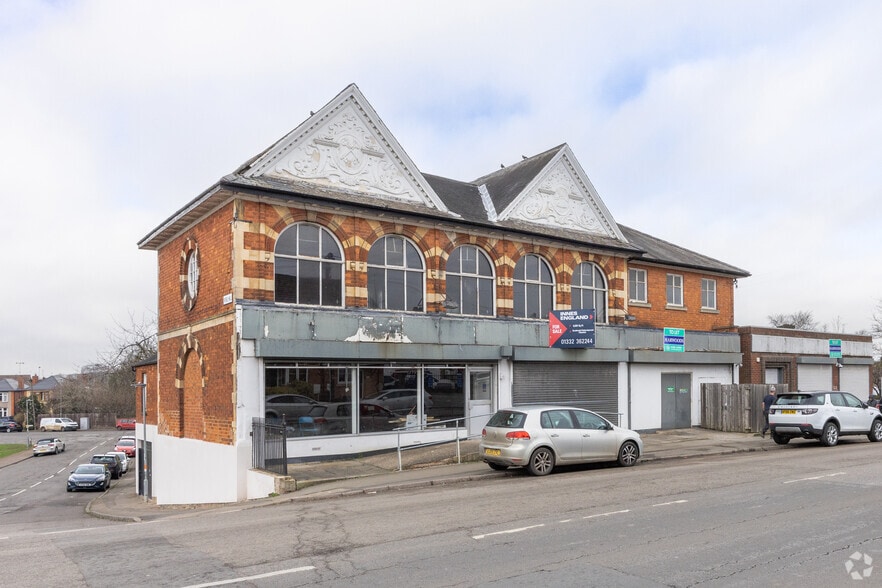 6-10 Wellingborough Rd, Finedon for lease - Primary Photo - Image 1 of 3
