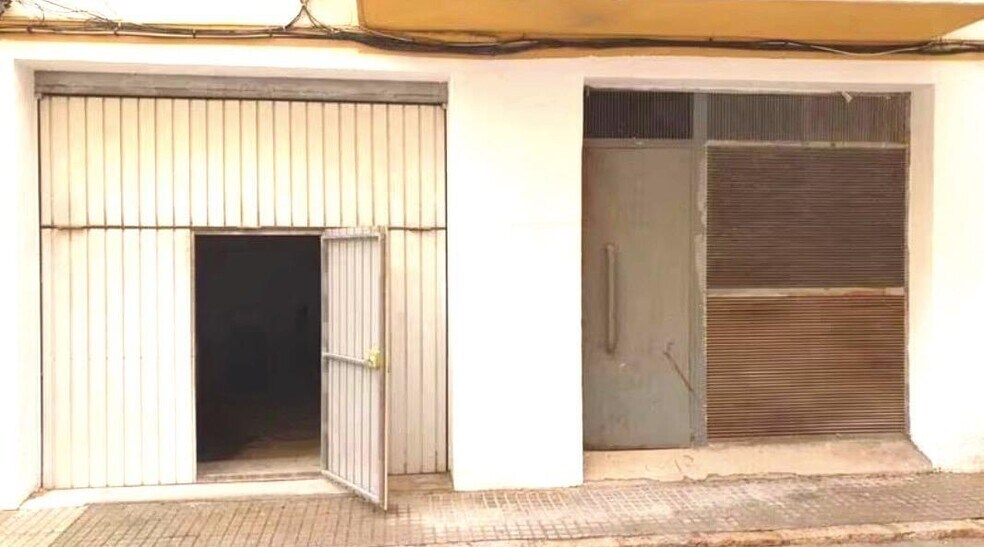 Retail in Gandia for sale - Building Photo - Image 3 of 10