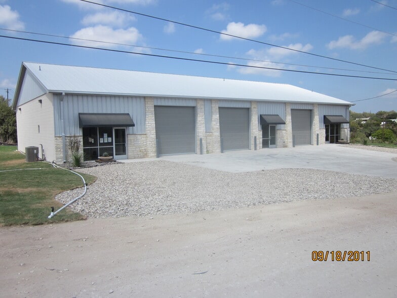 3100 Scott Dr, Austin, TX for lease - Primary Photo - Image 1 of 6
