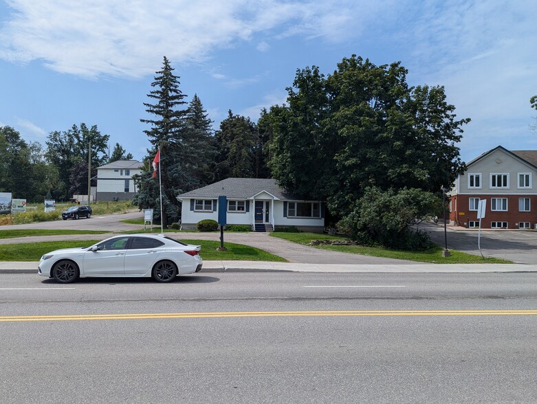 5500 Manotick Main St, Ottawa, ON for sale - Building Photo - Image 2 of 7