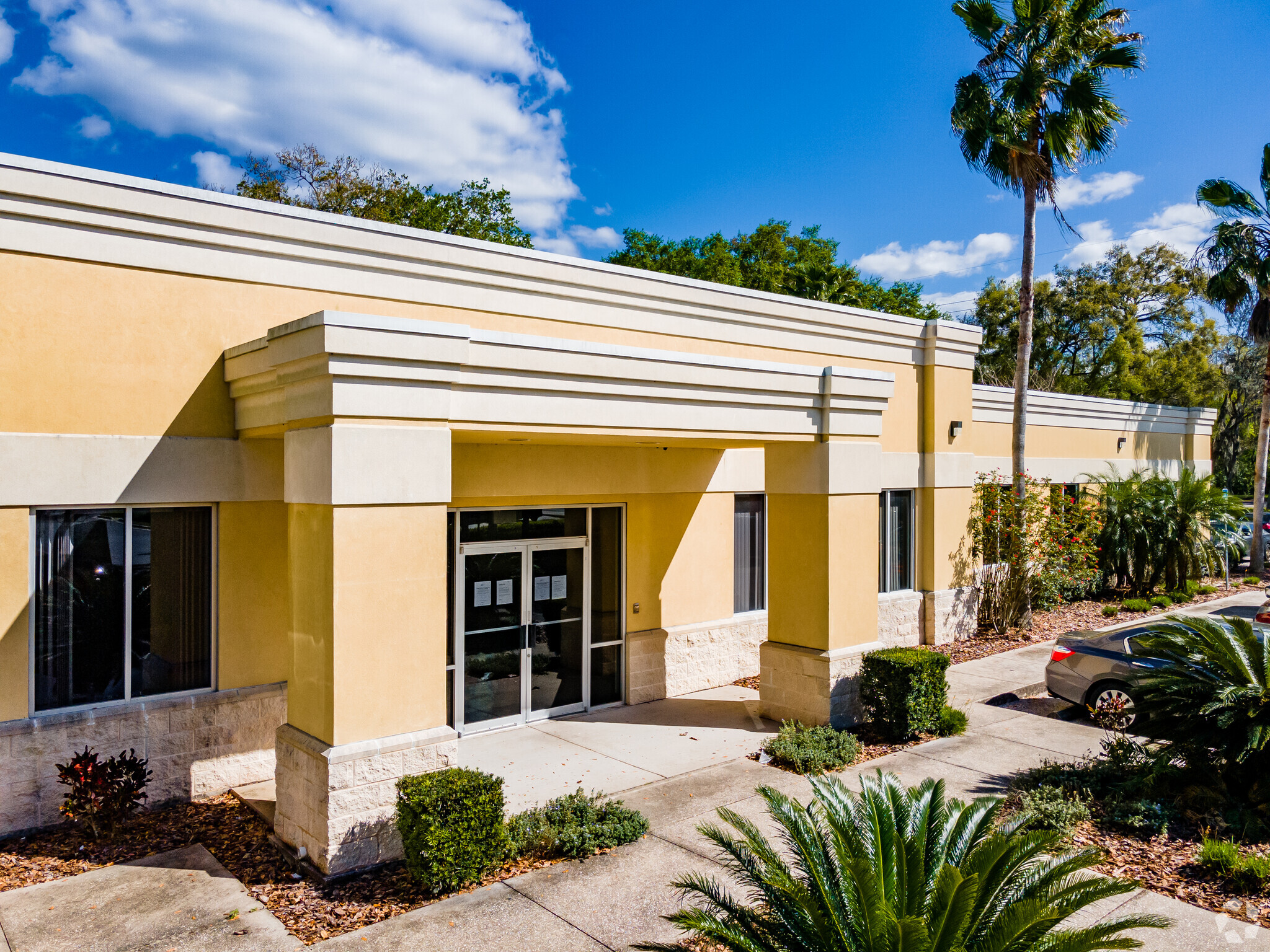 7320 E Fletcher Ave, Tampa, FL for lease Building Photo- Image 1 of 8