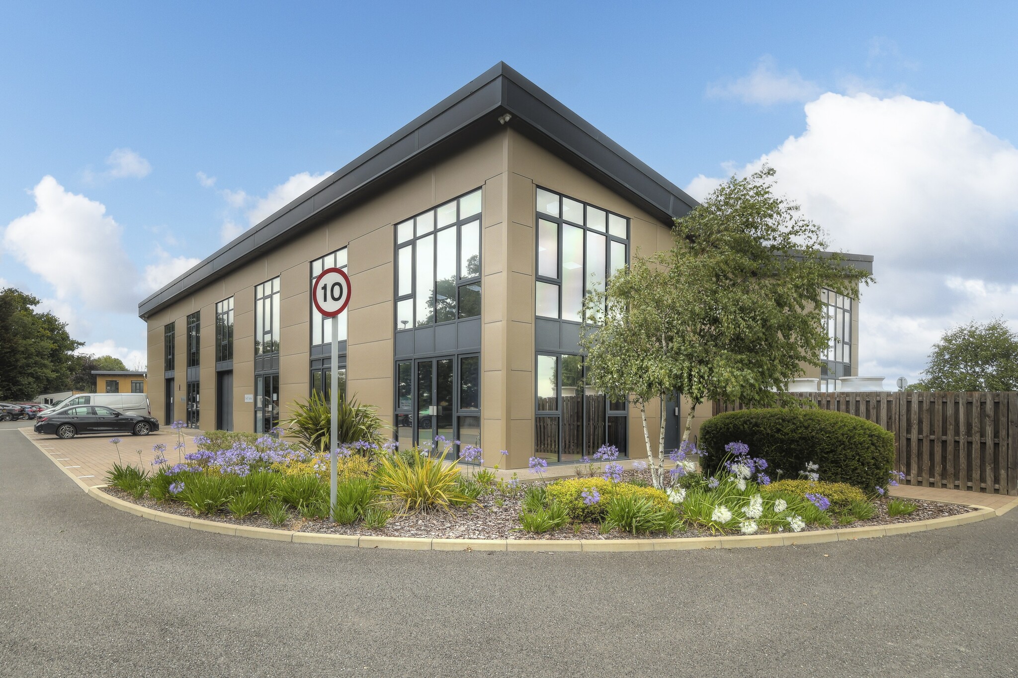 16-17 Broomfield Rd, Colchester for lease Building Photo- Image 1 of 6