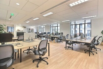 55 Rue La Boétie, Paris for lease Building Photo- Image 1 of 9