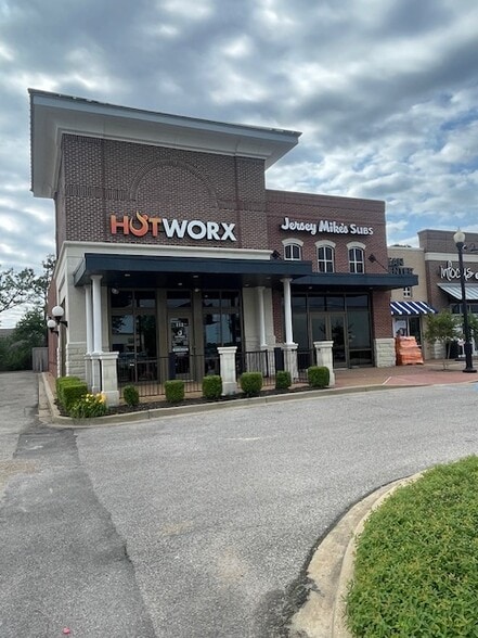750 N Germantown Pky, Cordova, TN for lease - Building Photo - Image 2 of 11