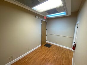 7320 Griffin Rd, Fort Lauderdale, FL for lease Interior Photo- Image 1 of 4