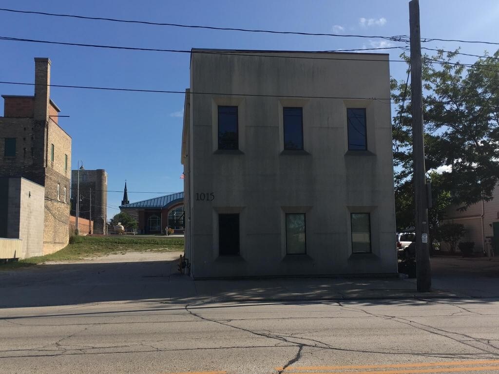 1015 Franklin St, Manitowoc, WI for sale Other- Image 1 of 1