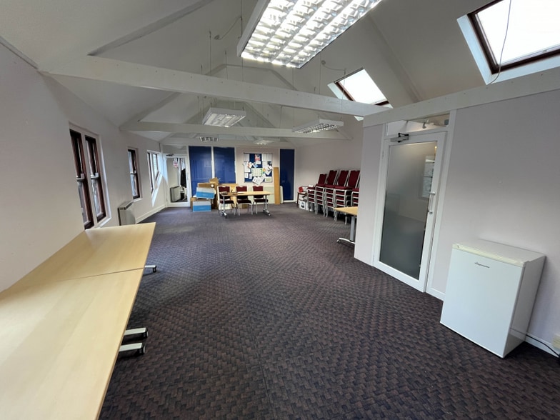 10 St Mary Street Mews, Truro for lease - Interior Photo - Image 2 of 3