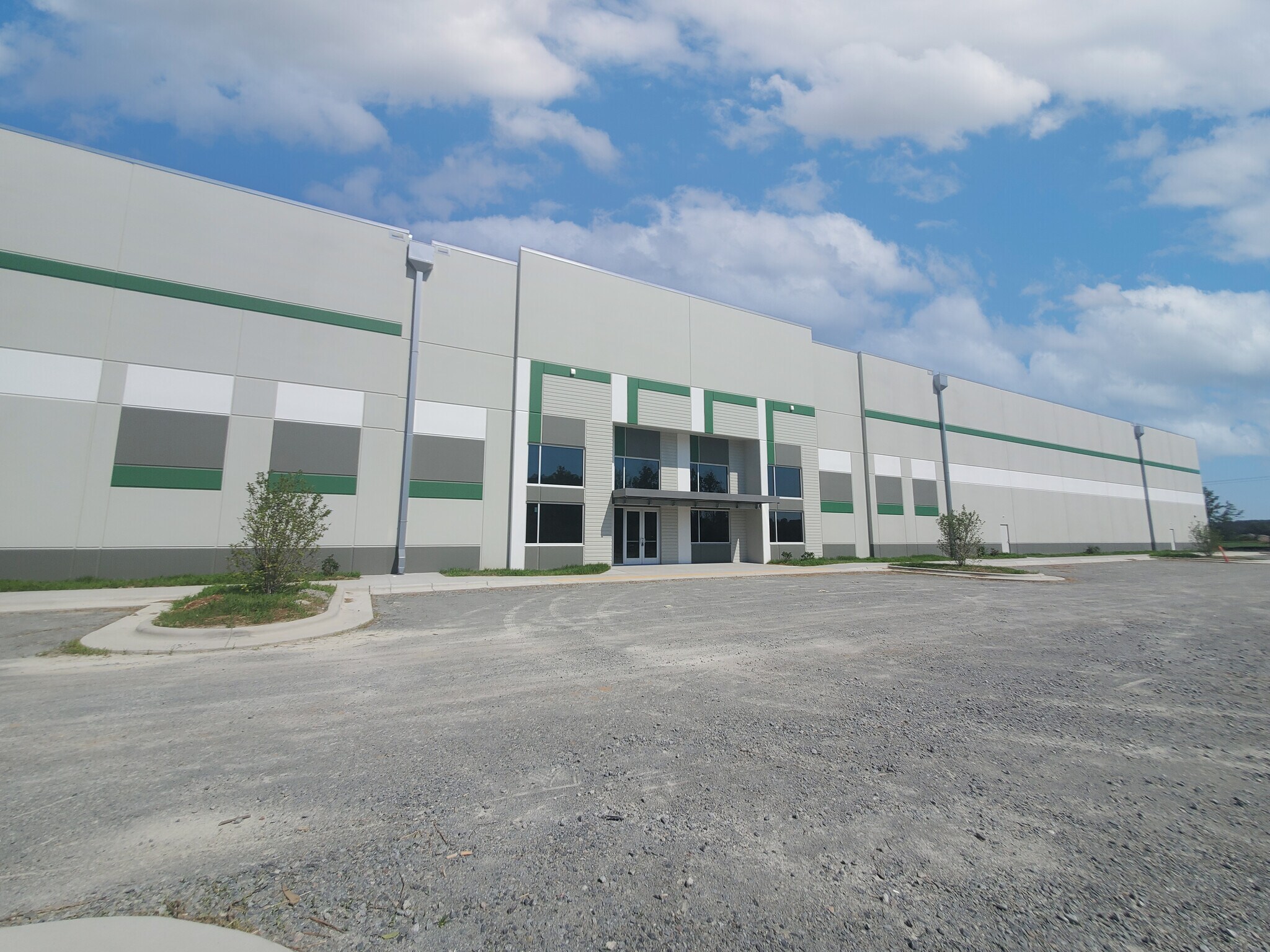 103 E Providence Blvd, Selma, NC for lease Primary Photo- Image 1 of 5