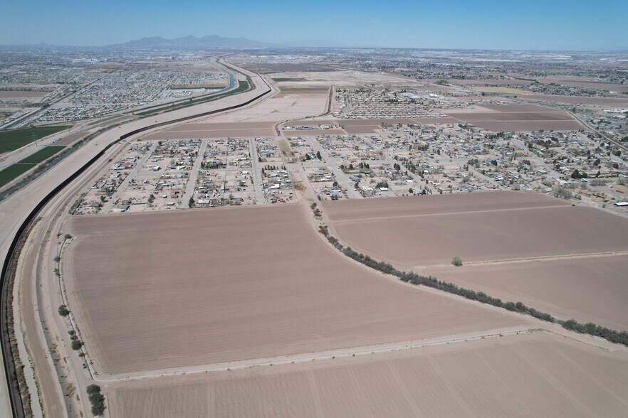 11650 Valle Frondoso Road, Socorro, TX for sale - Aerial - Image 2 of 4