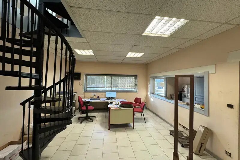 Flex in Le Crès for lease Interior Photo- Image 1 of 7