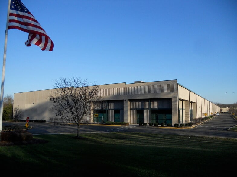 200 Ludlow Dr, Ewing, NJ for lease - Building Photo - Image 2 of 13
