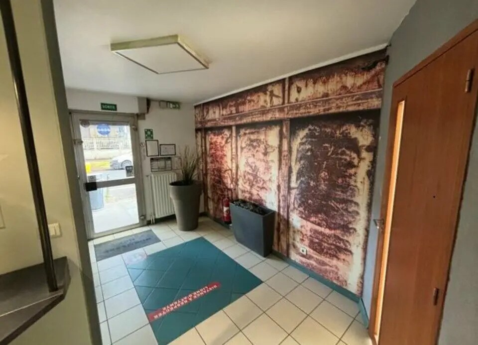 Vente Commerce 60 m² à 147 m² - Photo 1