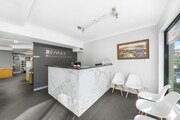 Receptionist