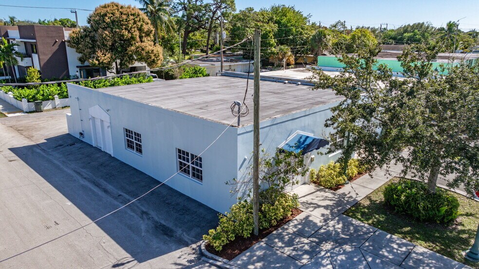 3496 NE 12th Ter, Oakland Park, FL for sale - Building Photo - Image 3 of 50
