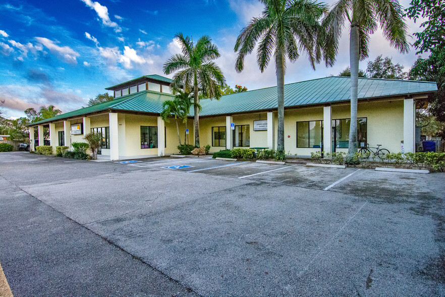 700-720 W Lantana Rd, Lake Worth, FL 33462 | LoopNet