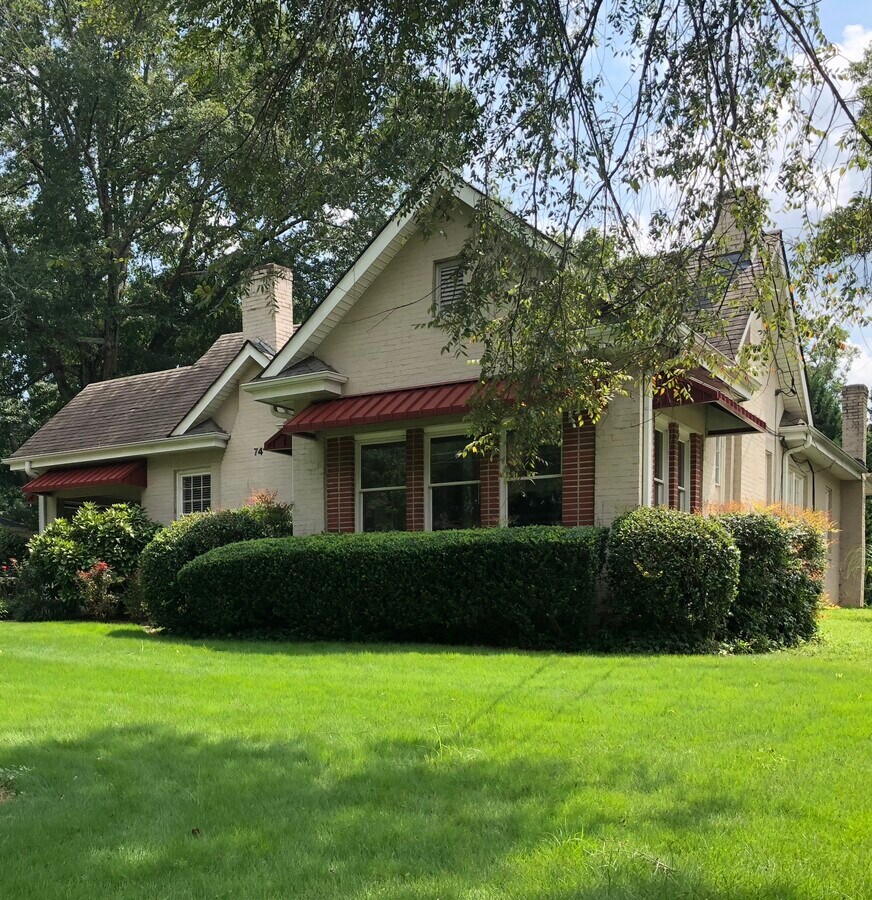74 Woodstock Rd, Roswell, GA 30075
