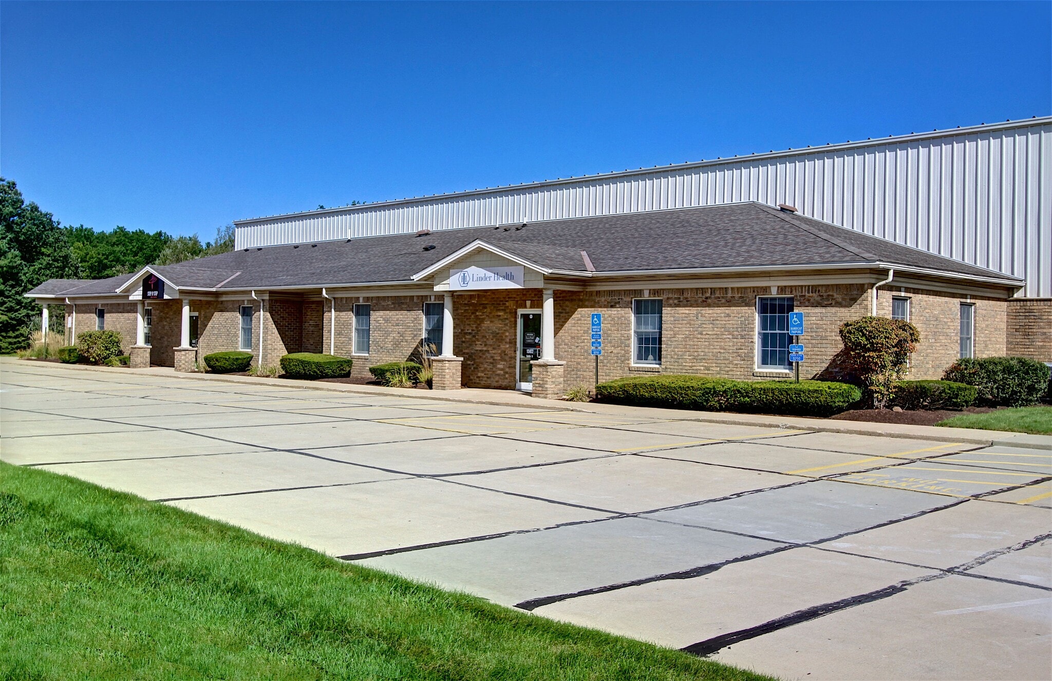 1502 Lear Industrial Pky, Avon, OH for lease Interior Photo- Image 1 of 4