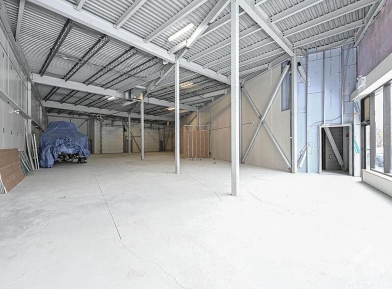 1009-1011 Thomas Spratt Pl, Ottawa, ON for sale - Interior Photo - Image 1 of 1