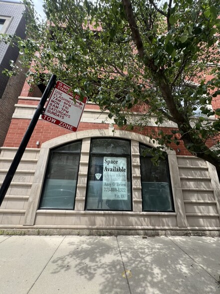 852-856 N Damen Ave, Chicago, IL for lease - Building Photo - Image 1 of 12
