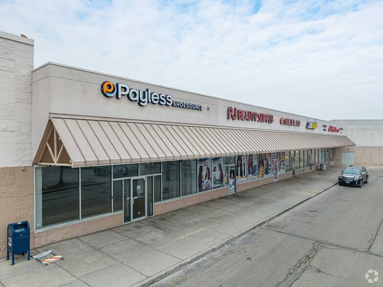 4500-4700 S Damen Ave, Chicago, IL for lease - Building Photo - Image 3 of 12