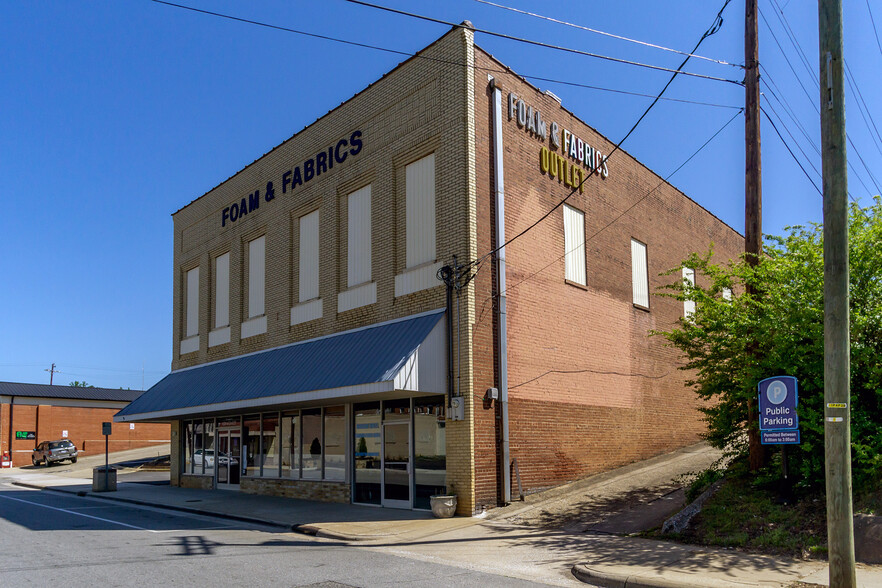 34 N Logan St, Marion, NC for sale - Building Photo - Image 1 of 1