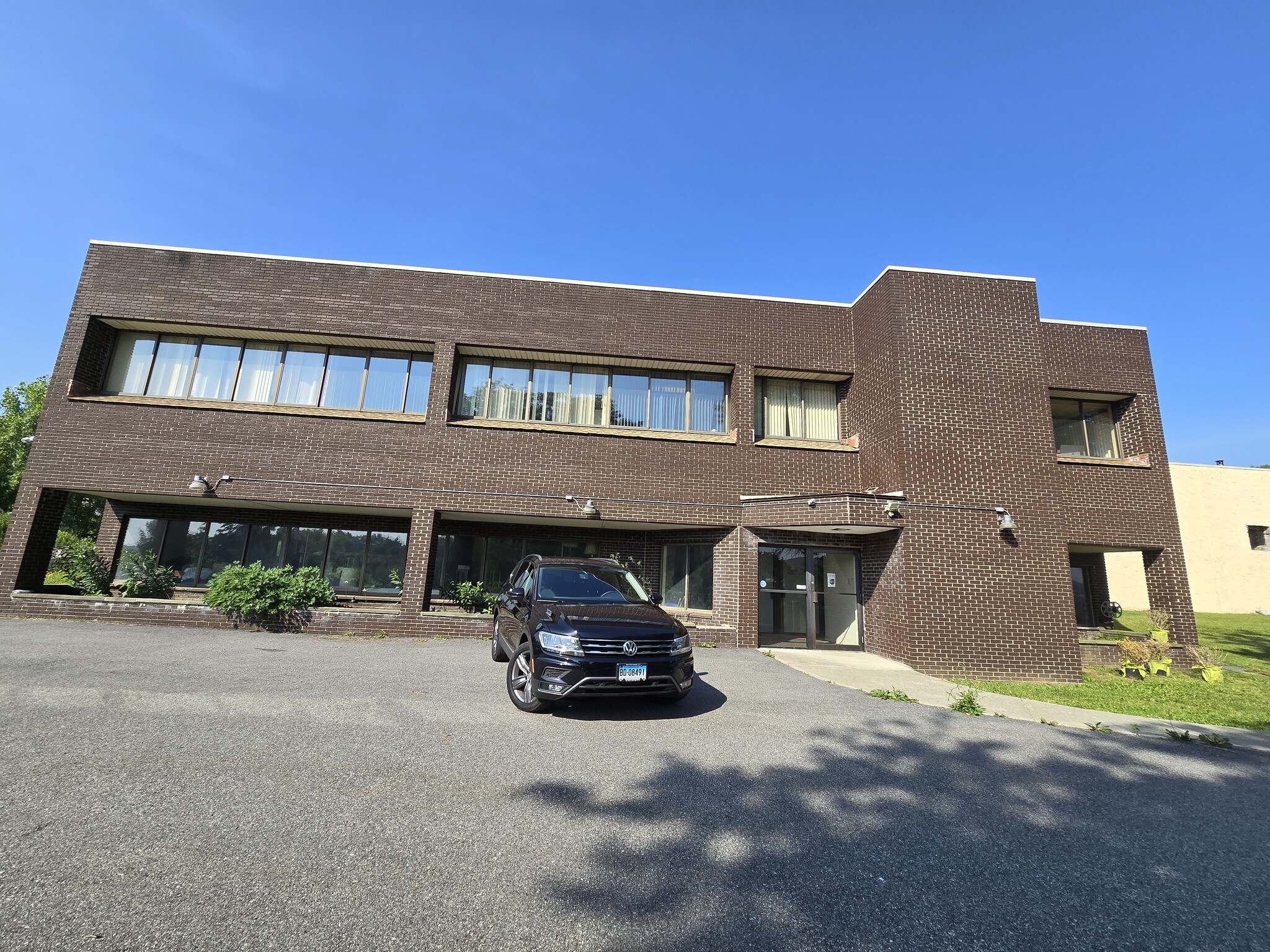 20 Jon Barrett Rd, Patterson, NY for sale Building Photo- Image 1 of 12