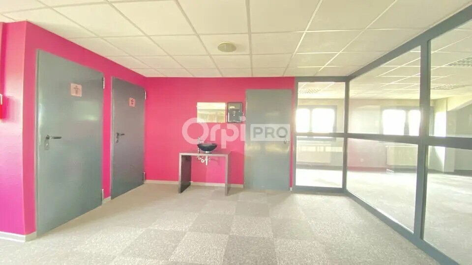 Office in Colmar for lease - Interior Photo - Image 2 of 12
