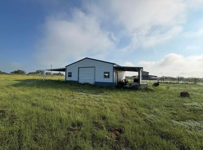 4363 FM 1126, Corsicana, TX for sale - Building Photo - Image 2 of 9