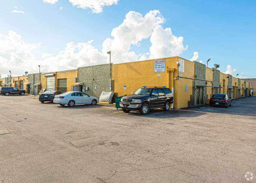 501-527 NE 190th St, Miami, FL for sale - Primary Photo - Image 1 of 1