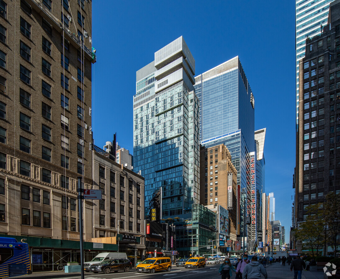 560 Seventh Ave, New York, NY 10018 | LoopNet