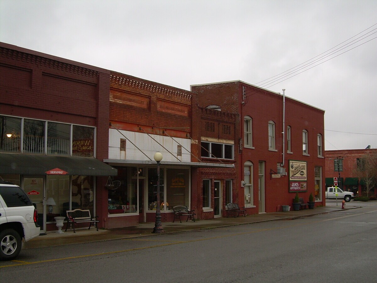 101 W Main St, Watertown, TN 37184 Property Record