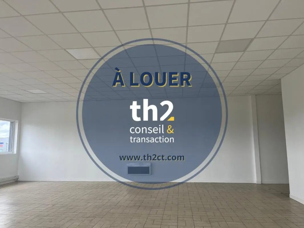 Office in Saint-Lô for lease Building Photo- Image 1 of 5