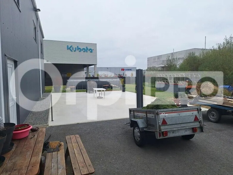 Flex in Crépy-en-Valois for sale - Building Photo - Image 1 of 5