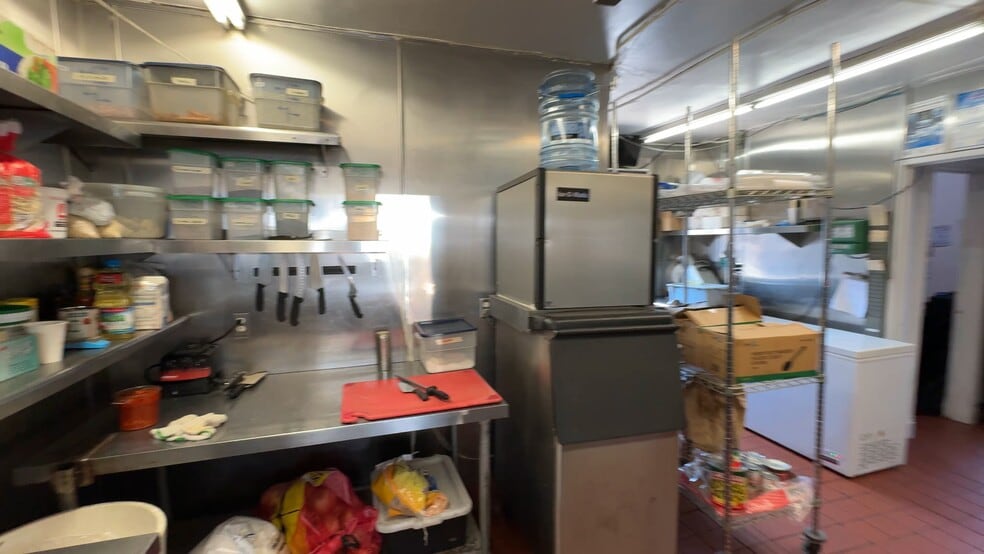 14362 Telegraph Rd, Whittier, CA for lease - Commercial Listing Video - Image 2 of 11