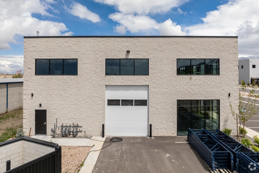 1234 S 1700 W w, Woods Cross, UT for lease - Building Photo - Image 3 of 7