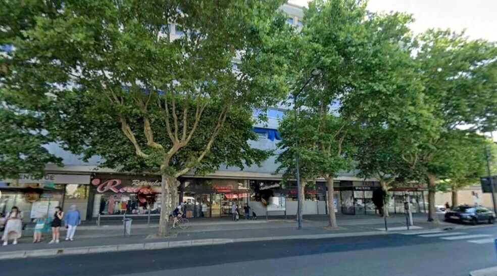 Retail in Maisons-Alfort for sale - Building Photo - Image 1 of 20