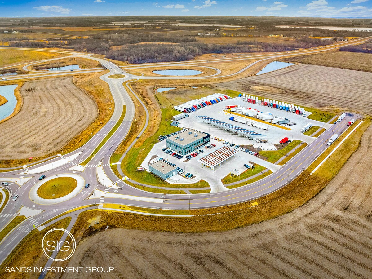 3010 Adams St, Mankato, MN for sale Primary Photo- Image 1 of 1