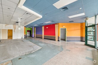 799 New Haven Rd, Naugatuck, CT for lease Interior Photo- Image 2 of 5