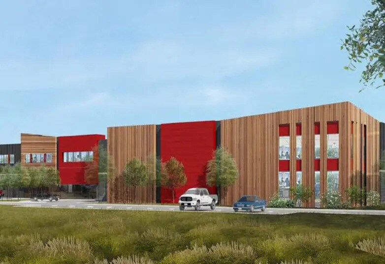 Industrial in Louvres for lease - Building Photo - Image 3 of 21